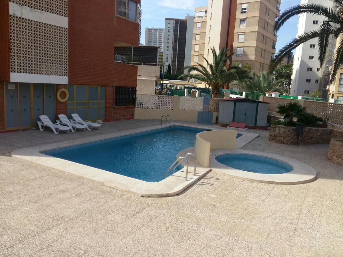 Apartamento Benidorm Esterno foto